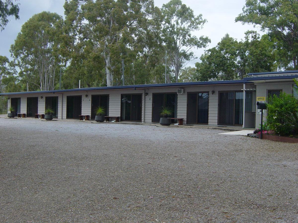Greenacres Motel / Van Park Benaraby Eksteriør billede